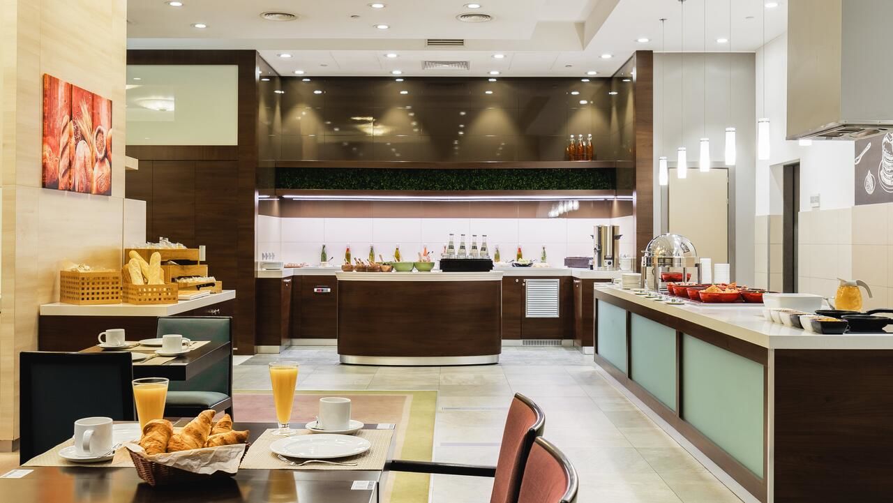 Отель Holiday Inn - Kyiv Киев-22